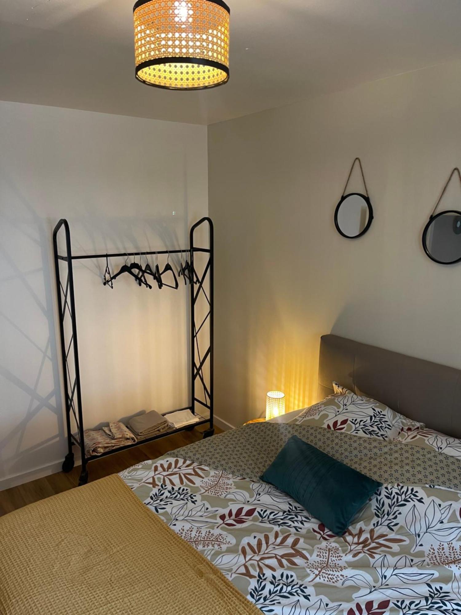 Hexagone Wifi Un Sejour A Part Apartment Longeville-les-Metz Ngoại thất bức ảnh