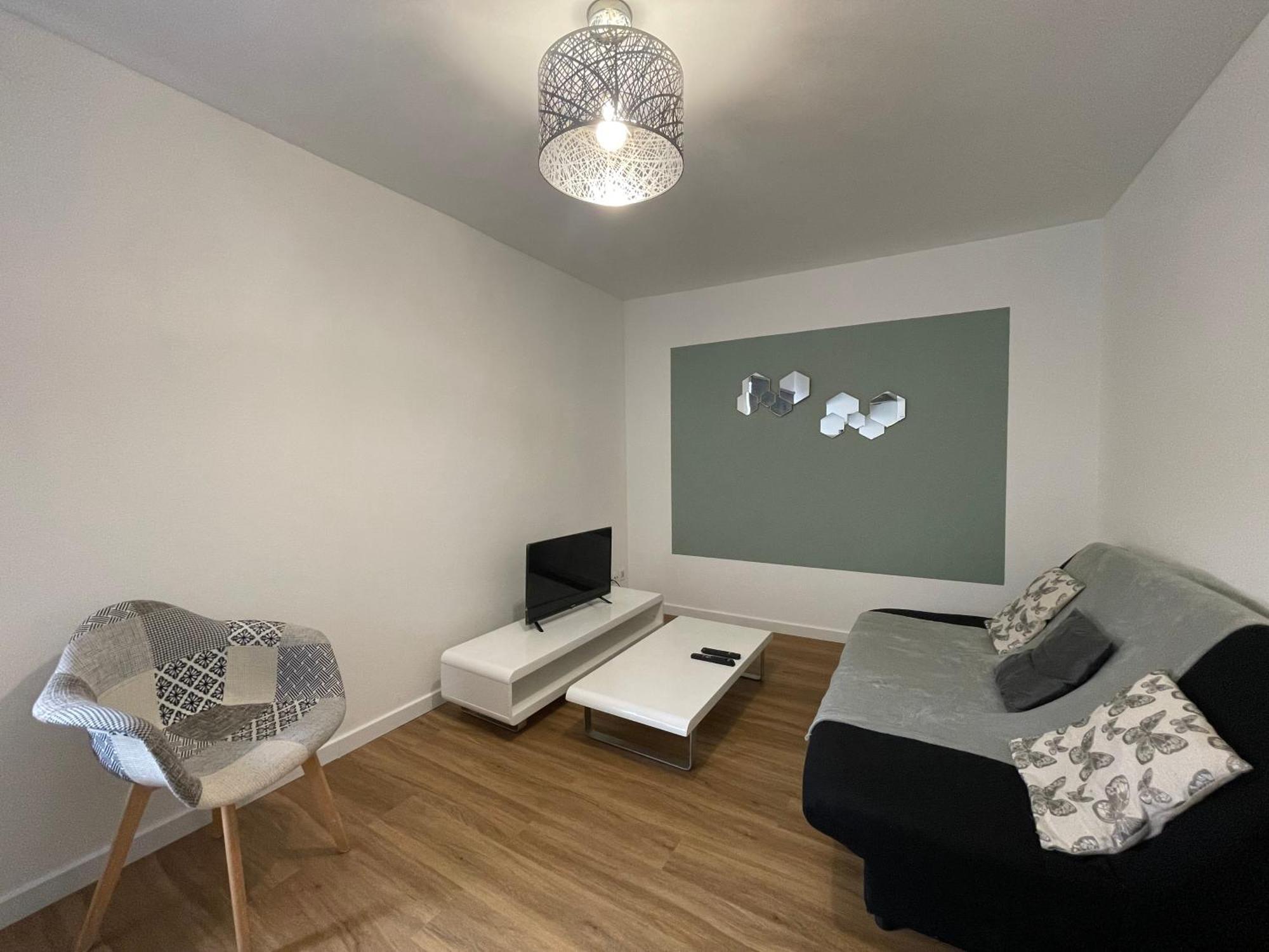 Hexagone Wifi Un Sejour A Part Apartment Longeville-les-Metz Ngoại thất bức ảnh
