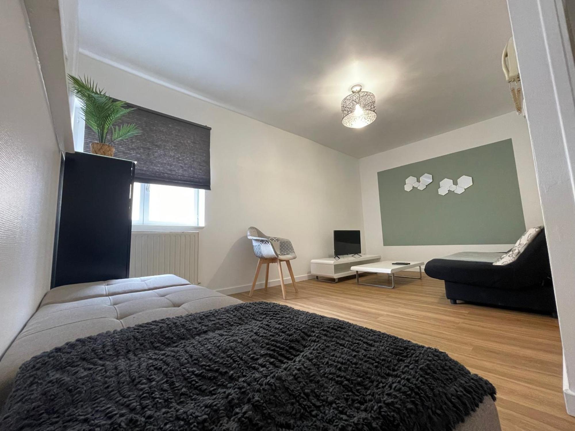 Hexagone Wifi Un Sejour A Part Apartment Longeville-les-Metz Ngoại thất bức ảnh