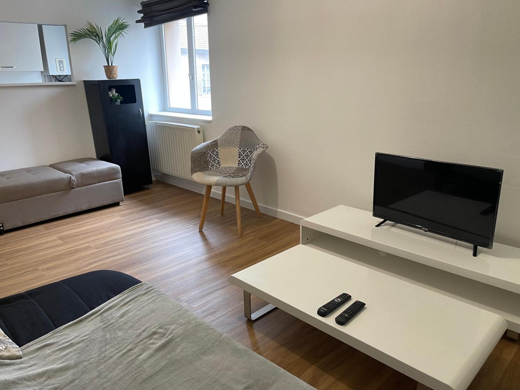Hexagone Wifi Un Sejour A Part Apartment Longeville-les-Metz Ngoại thất bức ảnh