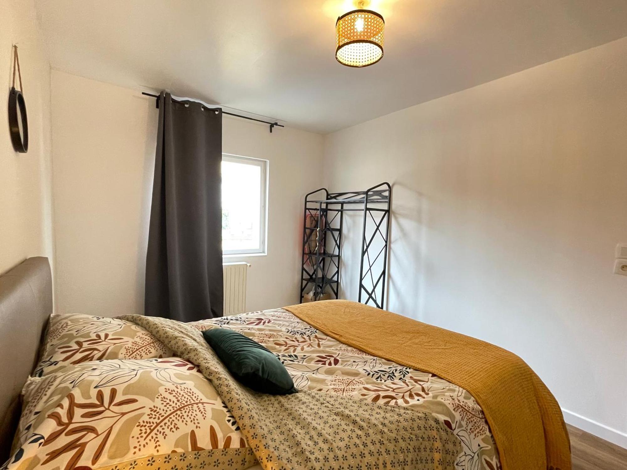 Hexagone Wifi Un Sejour A Part Apartment Longeville-les-Metz Ngoại thất bức ảnh