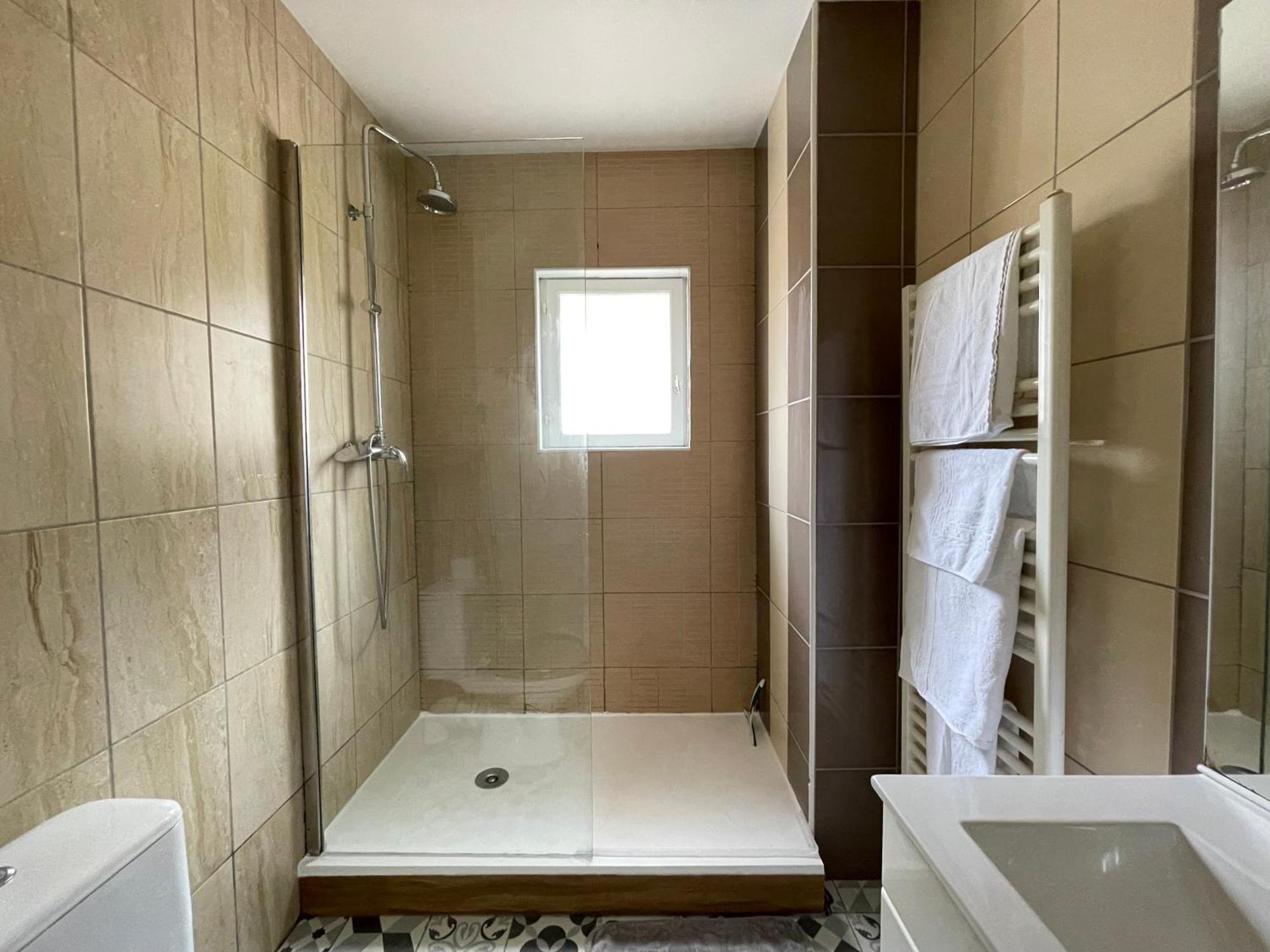 Hexagone Wifi Un Sejour A Part Apartment Longeville-les-Metz Ngoại thất bức ảnh