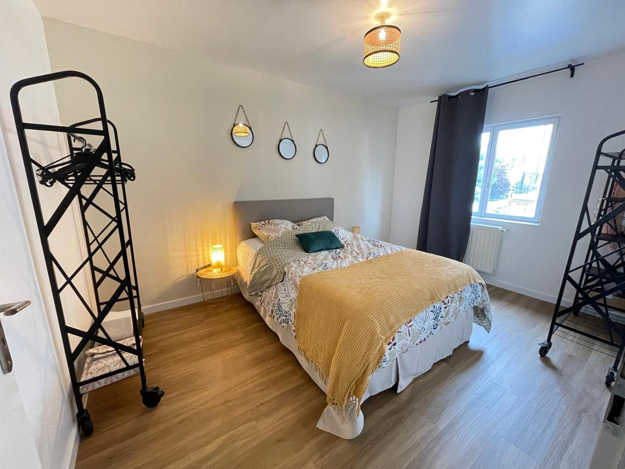 Hexagone Wifi Un Sejour A Part Apartment Longeville-les-Metz Ngoại thất bức ảnh